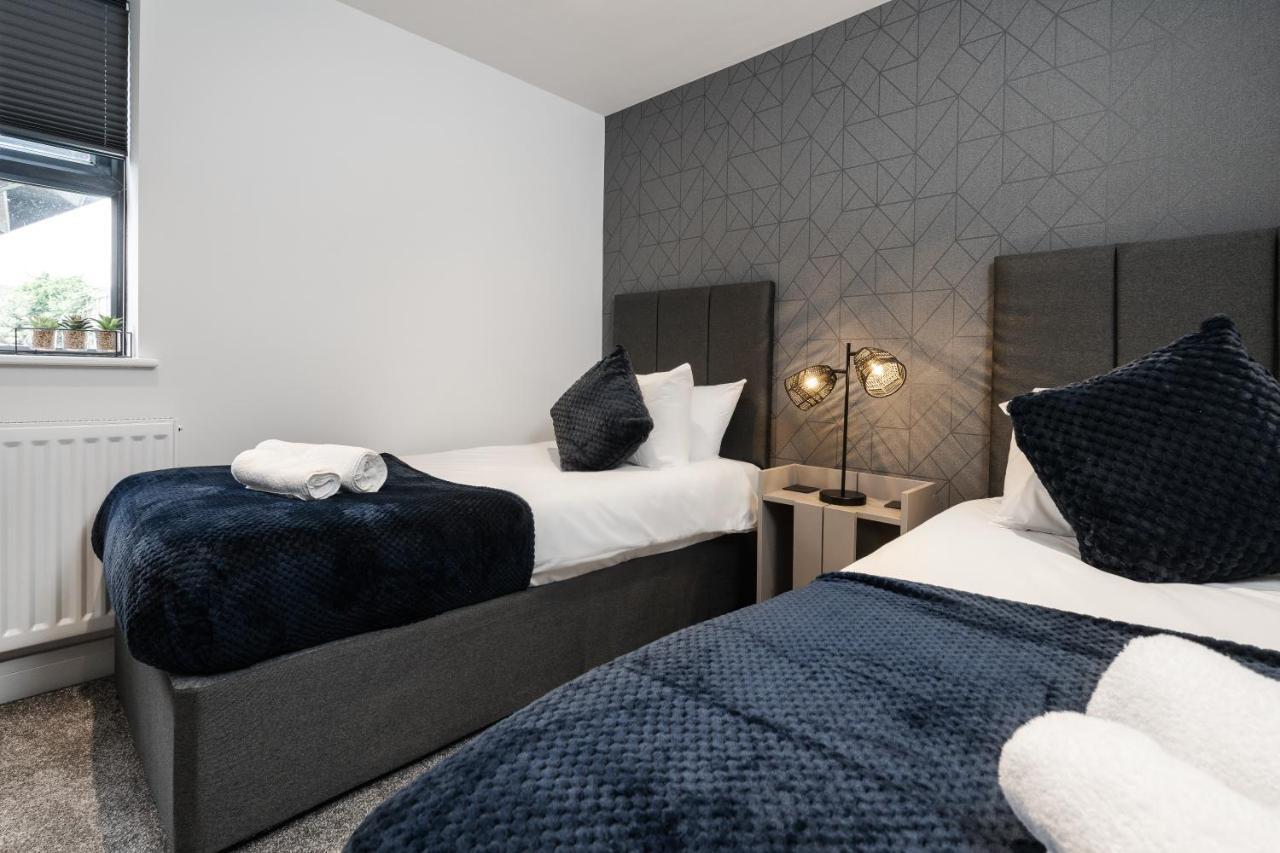 Victoria Home - 2 Bedroom Wi-Fi Parking Workers هايد المظهر الخارجي الصورة